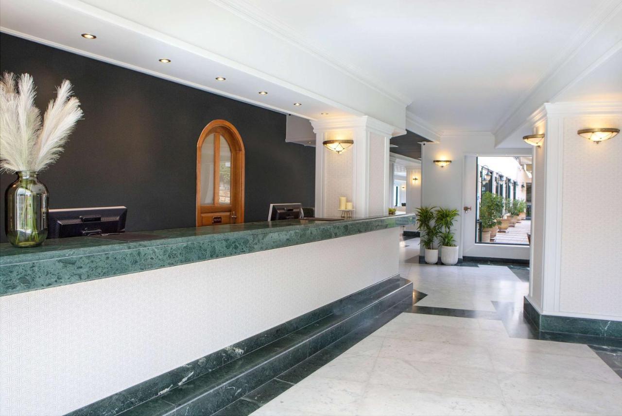 Hotel Ramada By Wyndham , Athens Club Attica Riviera Mati Esterno foto
